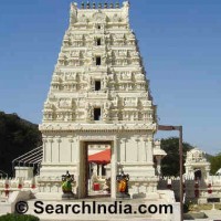 Venkateswara Hindu Temple, Malibu, CA © SearchIndia.com